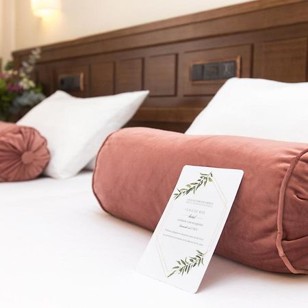 Hotel Garelos Betanzos Exterior photo