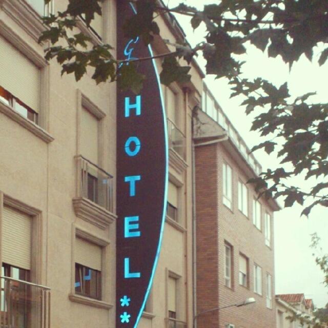 Hotel Garelos Betanzos Exterior photo